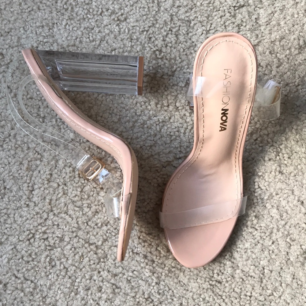 Match with everything! Never worn! Fall vibes!